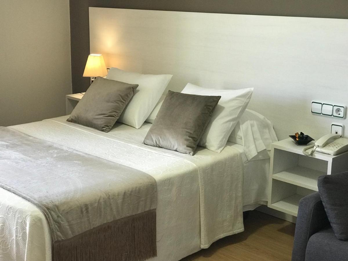 Hotel Nuevo Vichona Sanxenxo Eksteriør billede