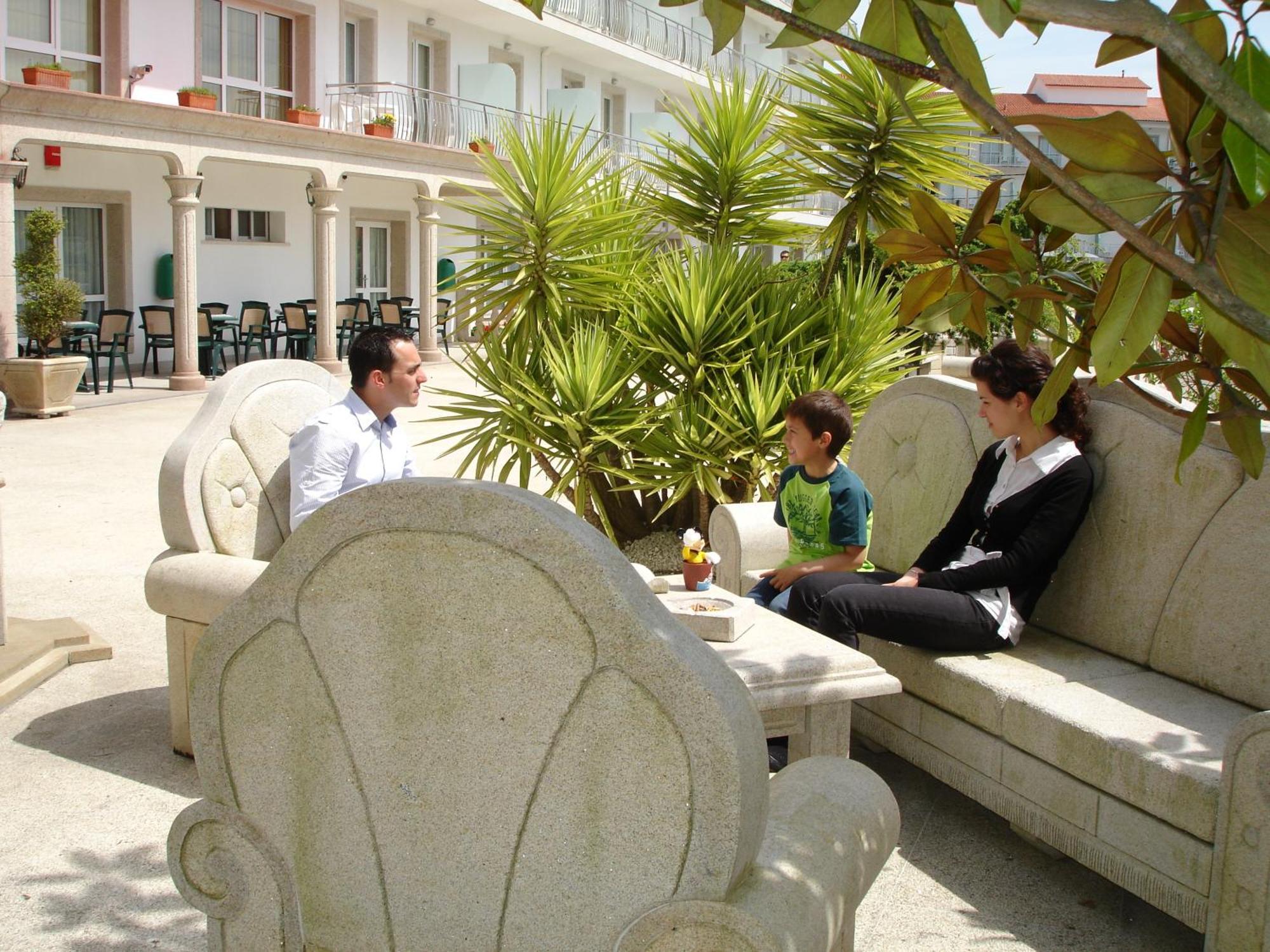 Hotel Nuevo Vichona Sanxenxo Eksteriør billede