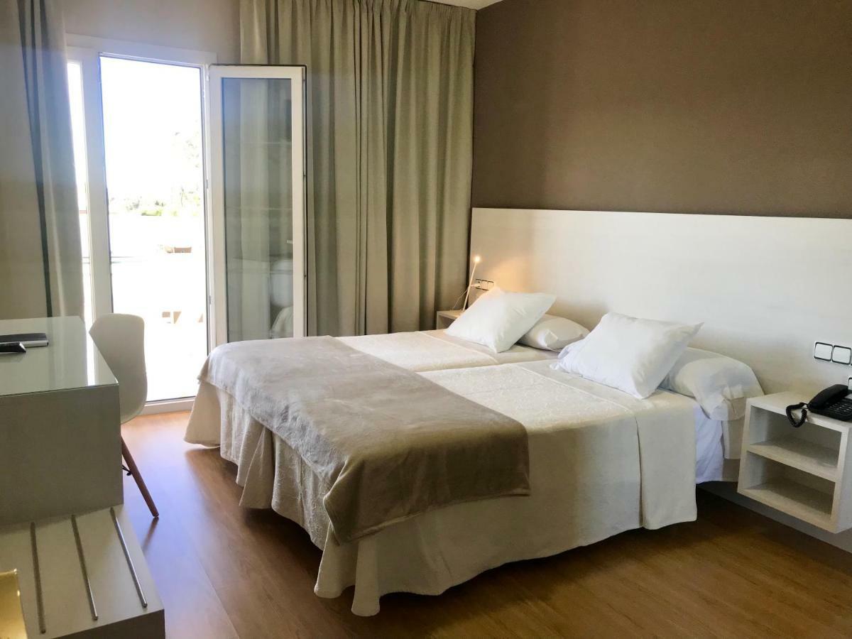 Hotel Nuevo Vichona Sanxenxo Eksteriør billede